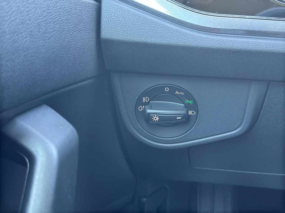 Polo 1.0 TSI DSG AHK LED RFK ACC IQ.LIGHT
