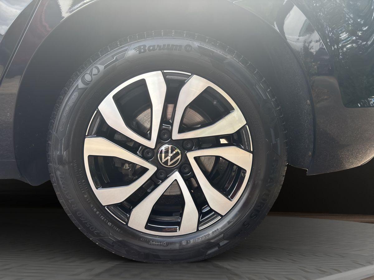 Touran Active 1.5 16V TSI DSG AHK LED NAVI