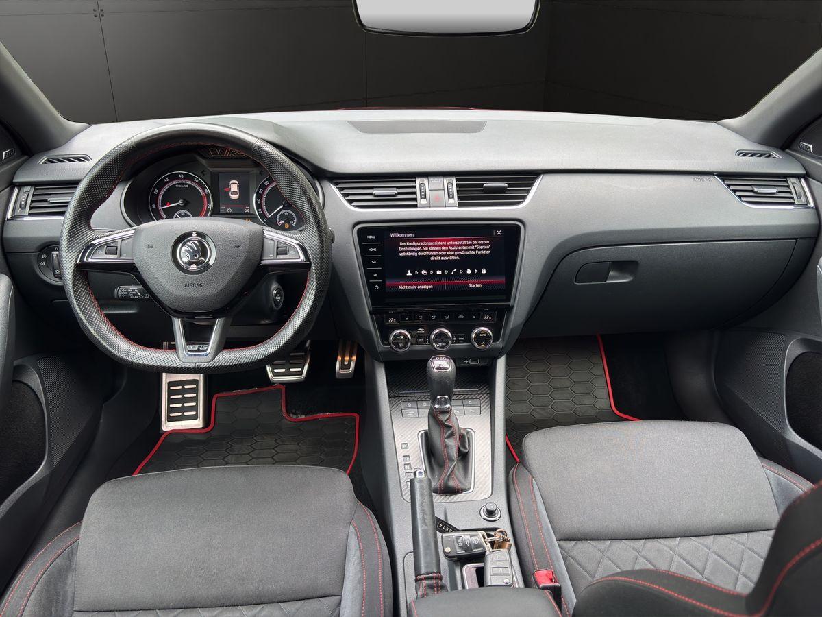 Octavia RS 245 2.0 TSI PANO NAVI RFK CANTON