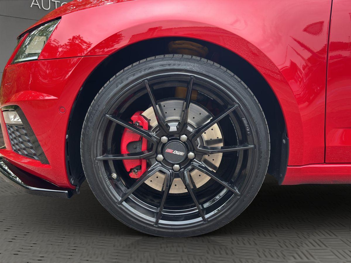 Octavia RS 245 2.0 TSI PANO NAVI RFK CANTON