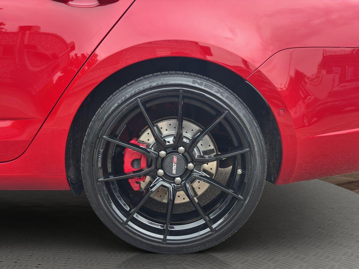 Octavia RS 245 2.0 TSI PANO NAVI RFK CANTON