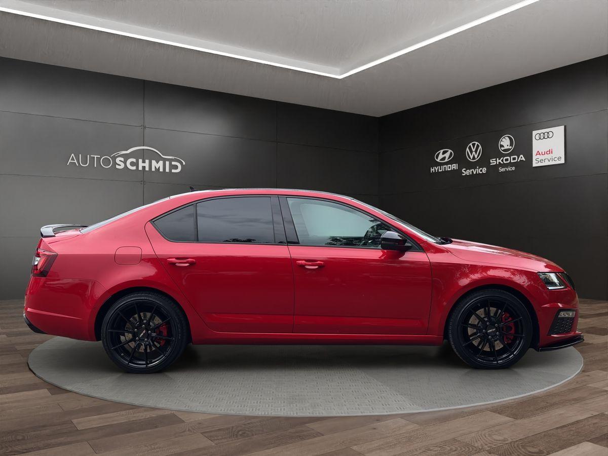 Octavia RS 245 2.0 TSI PANO NAVI RFK CANTON
