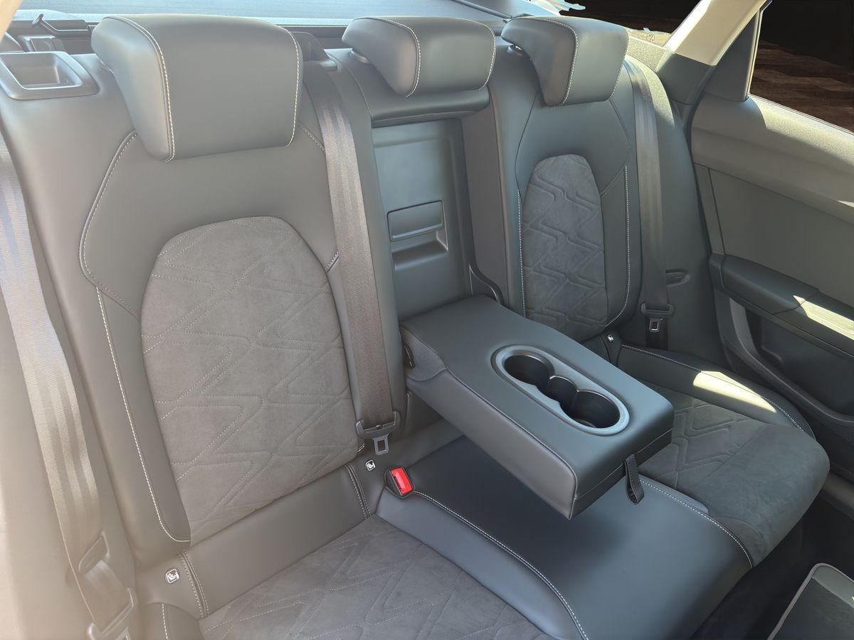 Leon Style 2.0 TDI DSG NAVI RFK LED MEMORY