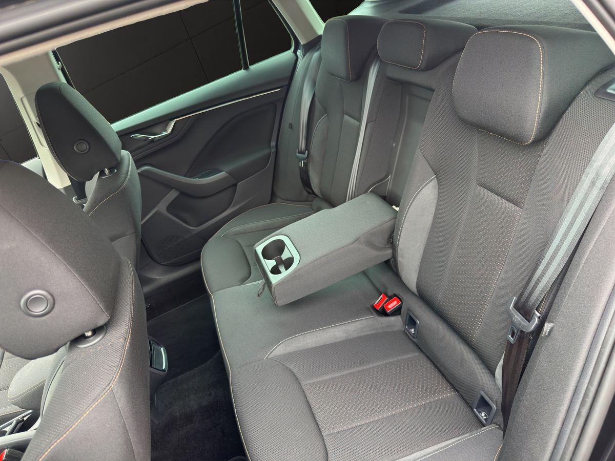 Kamiq Scoutline 1.5 TSI DSG NAVI AHK APP RFK