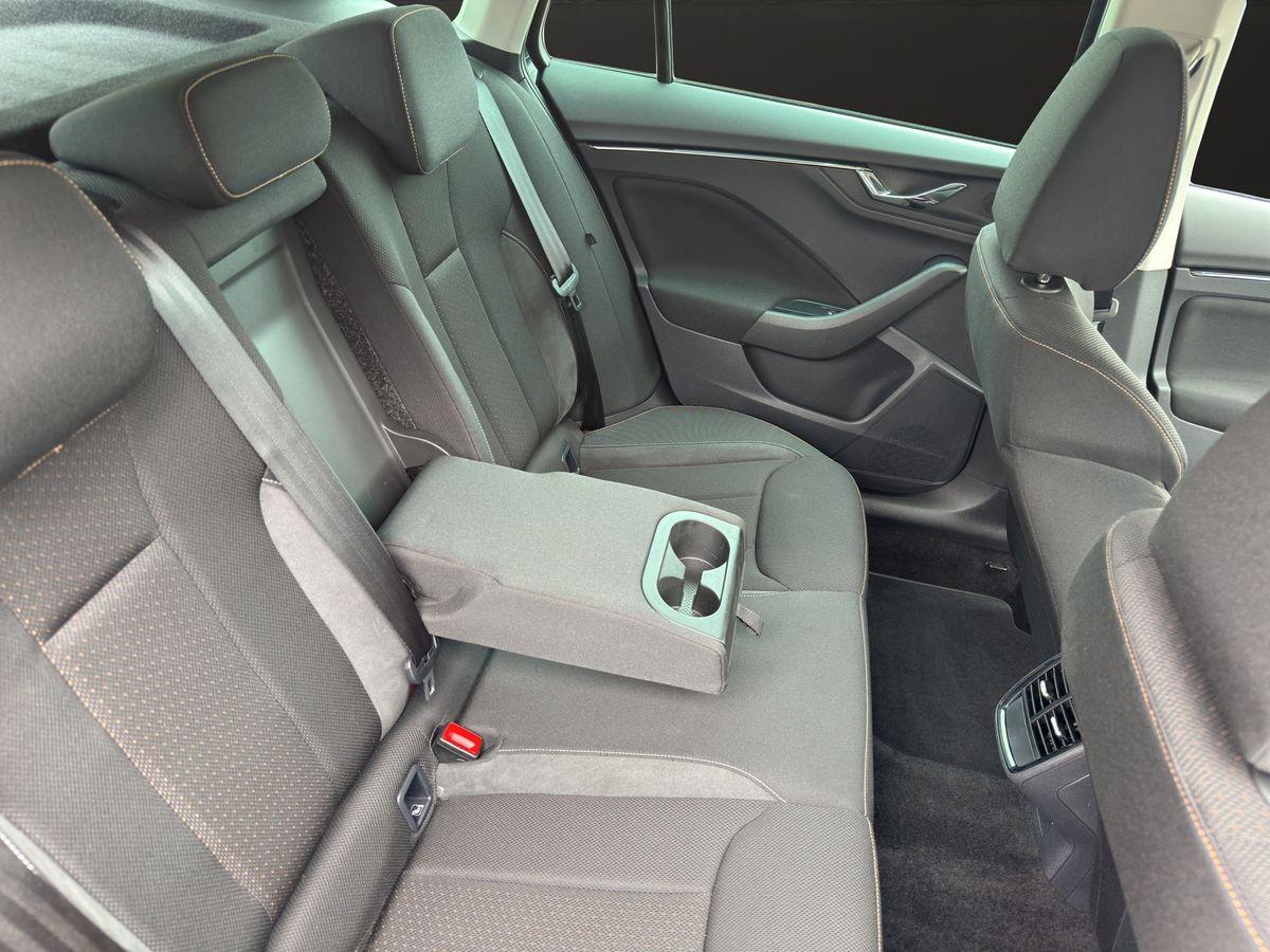 Kamiq Scoutline 1.5 TSI DSG NAVI AHK APP RFK