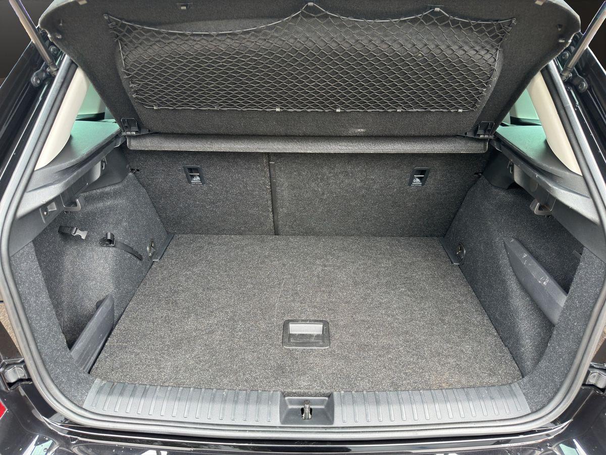 Kamiq Scoutline 1.5 TSI DSG NAVI AHK APP RFK