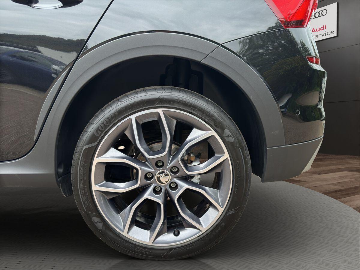 Kamiq Scoutline 1.5 TSI DSG NAVI AHK APP RFK