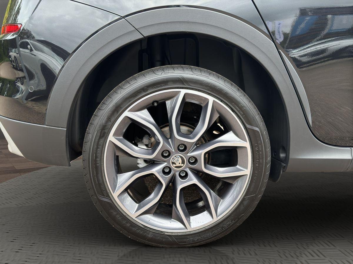 Kamiq Scoutline 1.5 TSI DSG NAVI AHK APP RFK