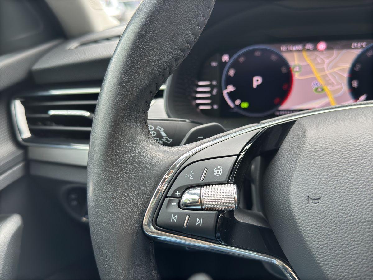 Kamiq Scoutline 1.5 TSI DSG NAVI AHK APP RFK