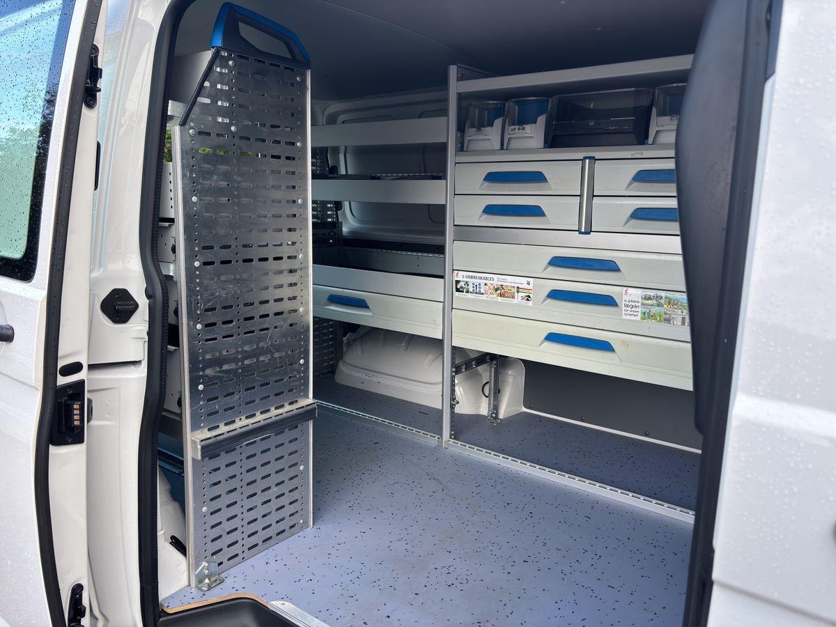 T6.1 Transporter FWD 2.0 TDI ACC RFK STDZH NAVI
