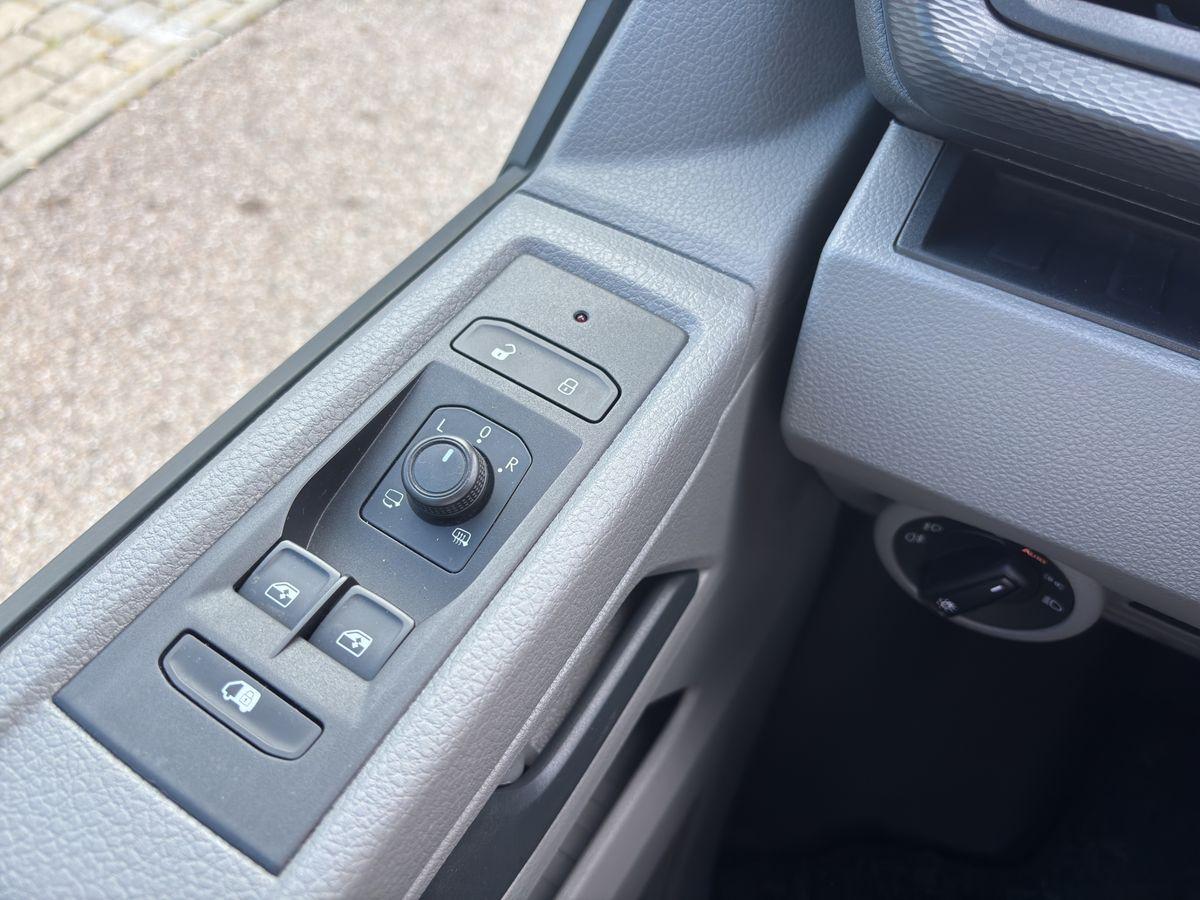T6.1 Transporter FWD 2.0 TDI ACC RFK STDZH NAVI