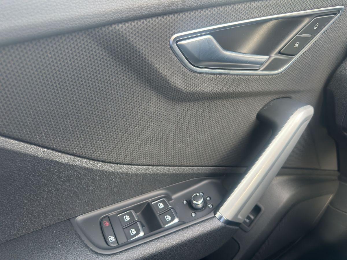 Q2 2.0 TDI advanced S tronic LEDER RFK AHK NAVI LED
