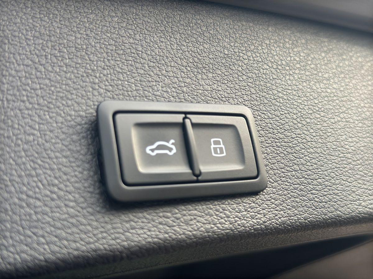 Q2 2.0 TDI advanced S tronic LEDER RFK AHK NAVI LED