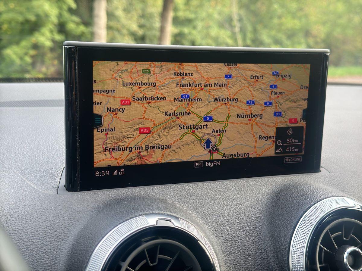 Q2 2.0 TDI advanced S tronic LEDER RFK AHK NAVI LED