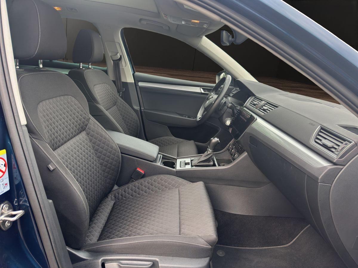 Superb Ambition 2.0 TDI DSG AHK RFK SCHIEBEDACH NAVI