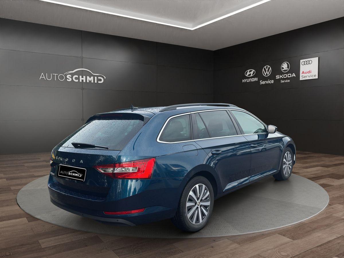 Superb Ambition 2.0 TDI DSG AHK RFK SCHIEBEDACH NAVI