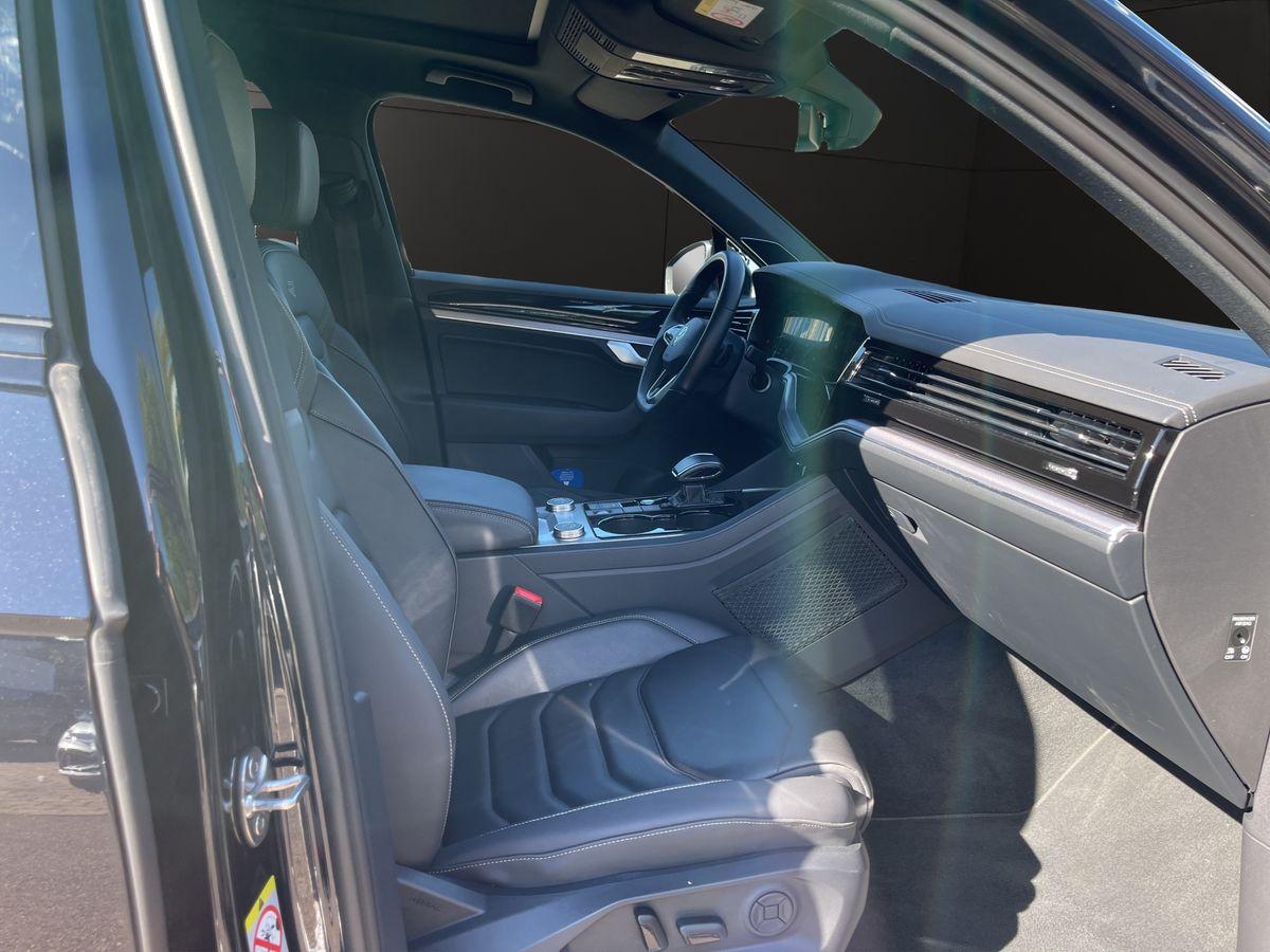 Touareg R-Line 4Motion 3.0 TDI AHK 360° IQ.LIGHT