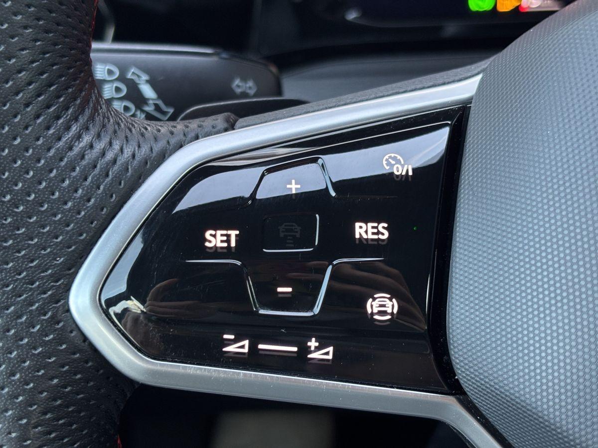 Golf GTI 2.0 TSI DSG AHK RFK APP LED PLUS