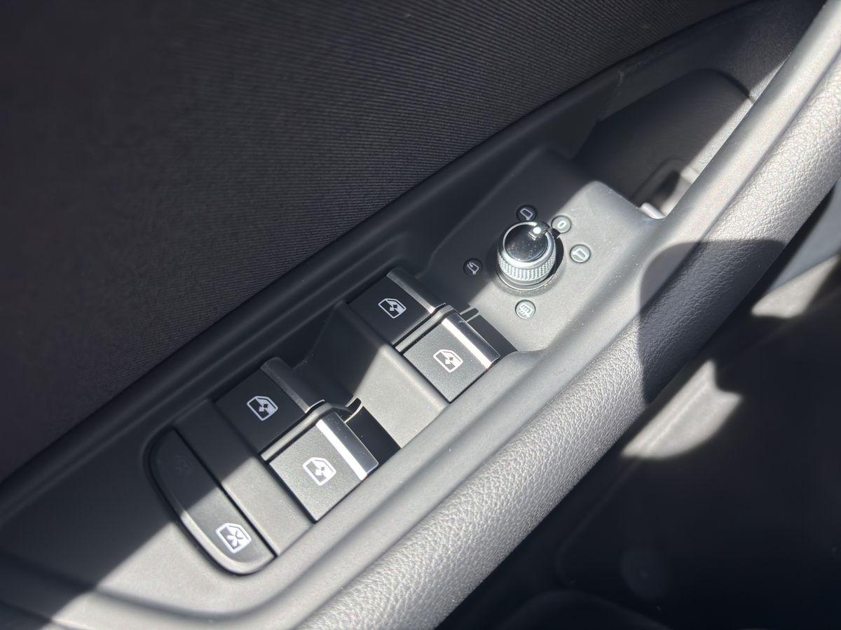 A4 Avant 2.0 TDI quattro AHK RFK STDHZ NAVI LED GRA