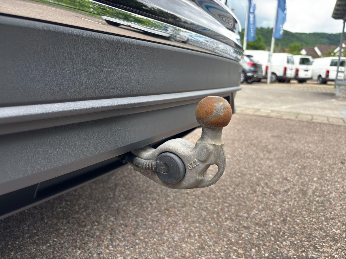 Tiguan United 2.0 TDI DSG AHK ACC PDC NAV LED