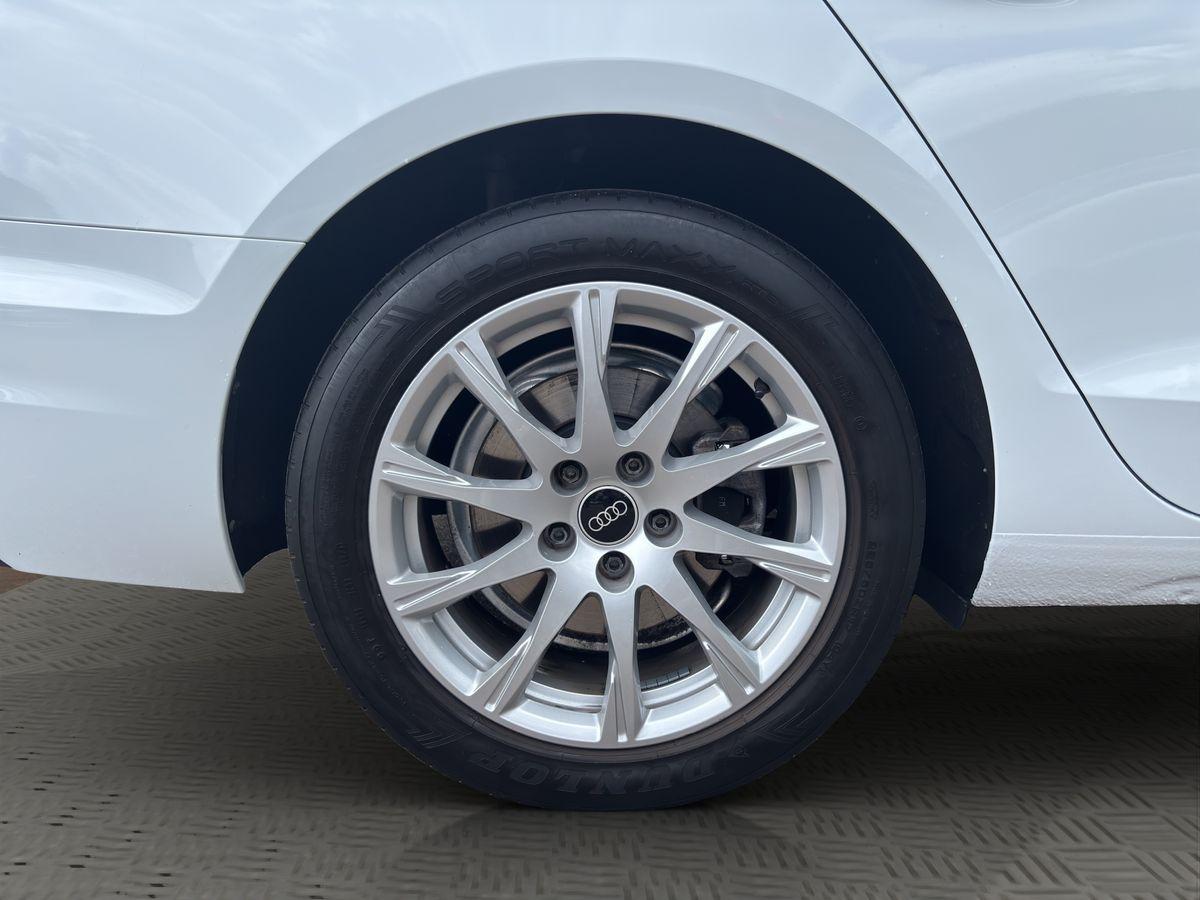 A4 Avant 2.0 TDI quattro RFK AHK MATRIX-LED PANO