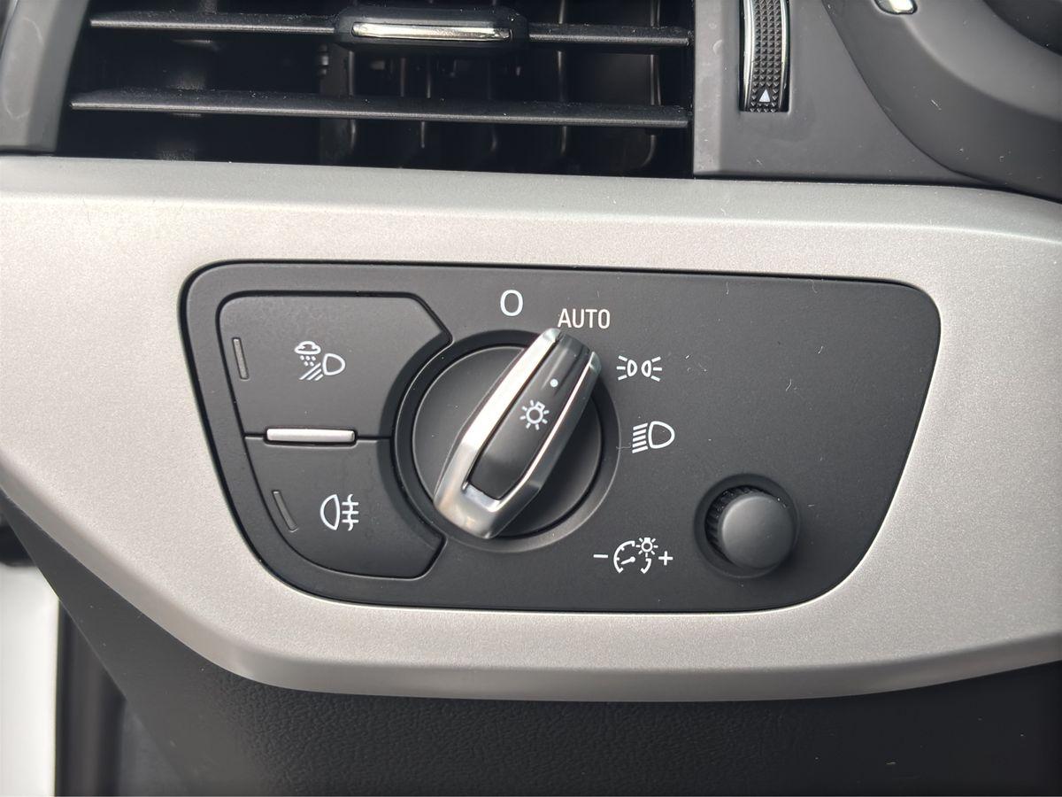 A4 Avant 2.0 TDI quattro RFK AHK MATRIX-LED PANO