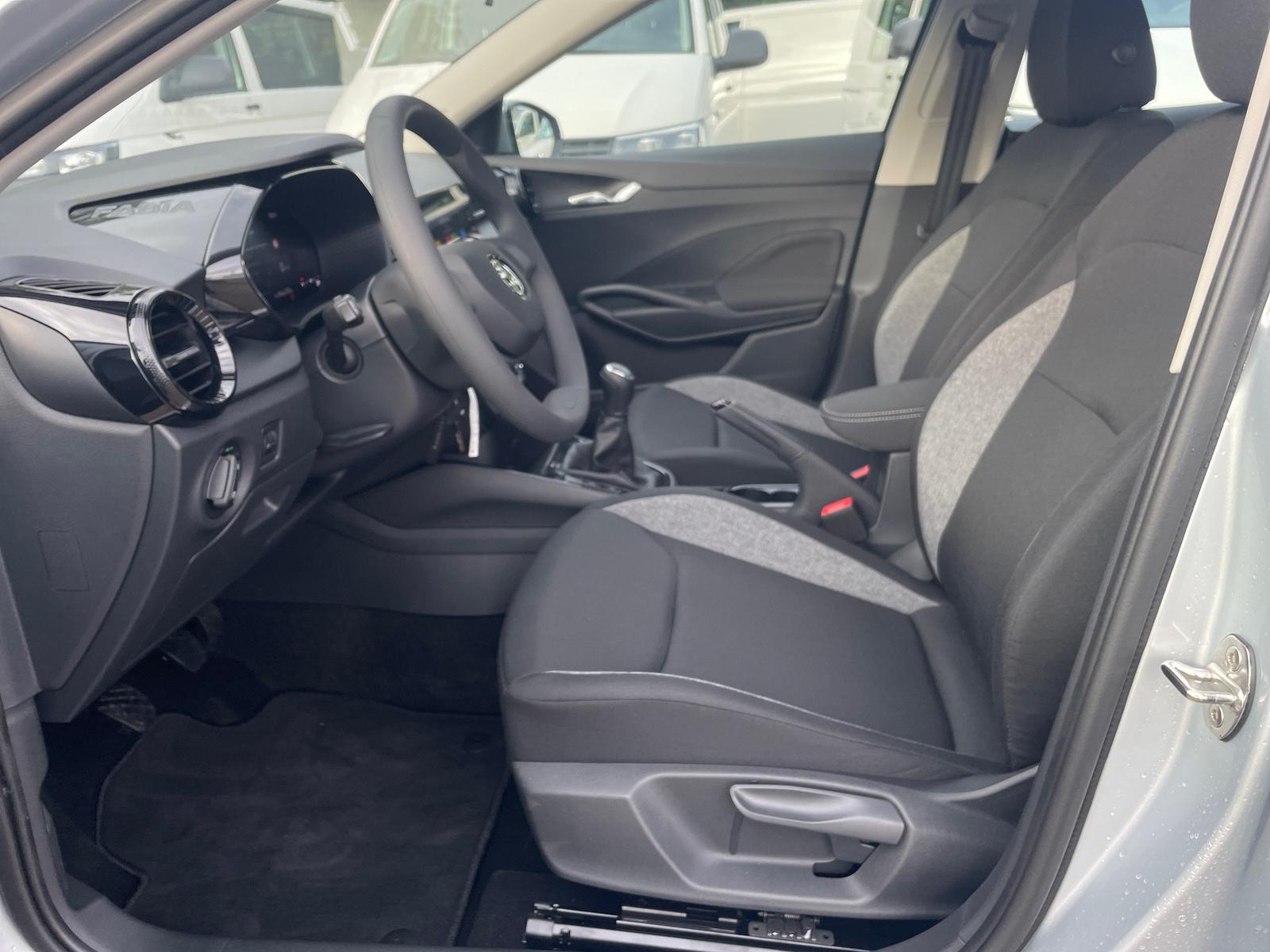 Fabia Essence Metallic