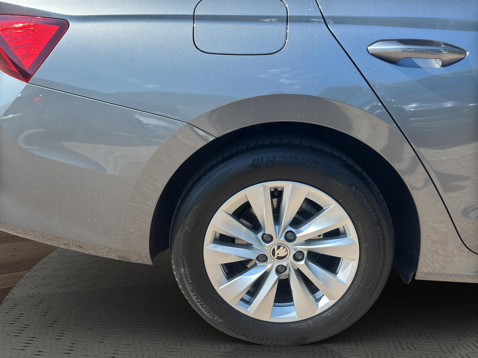 Octavia 2.0 TDI 110 kW Selection AHK PDC v+h SHZ