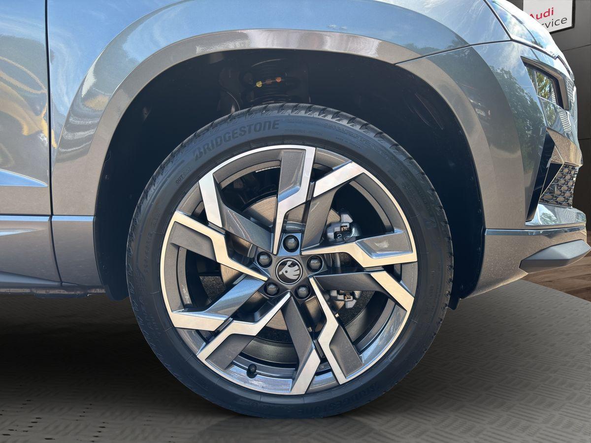 Karoq Sportline 4x4 2.0 TSI DSG ACC AHK RFK PANO