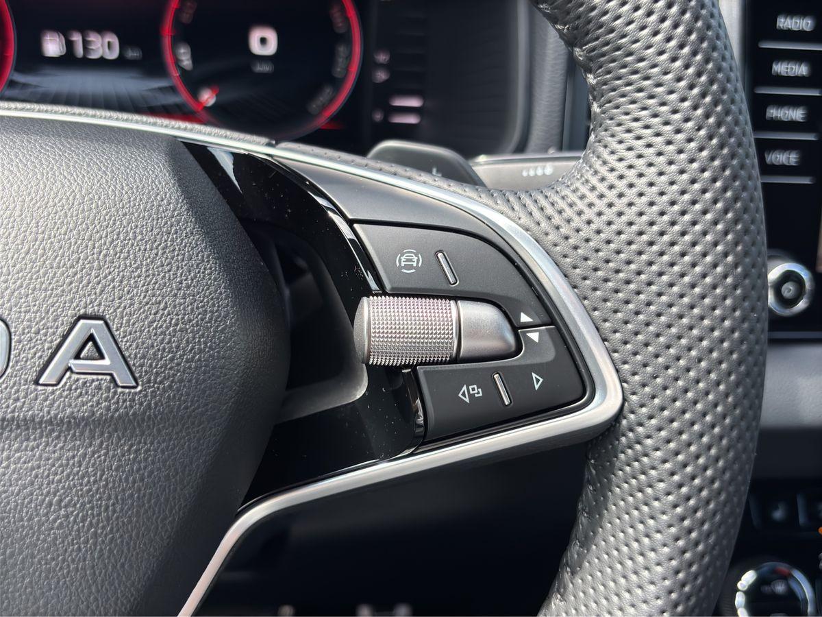 Karoq Sportline 4x4 2.0 TSI DSG ACC AHK RFK PANO