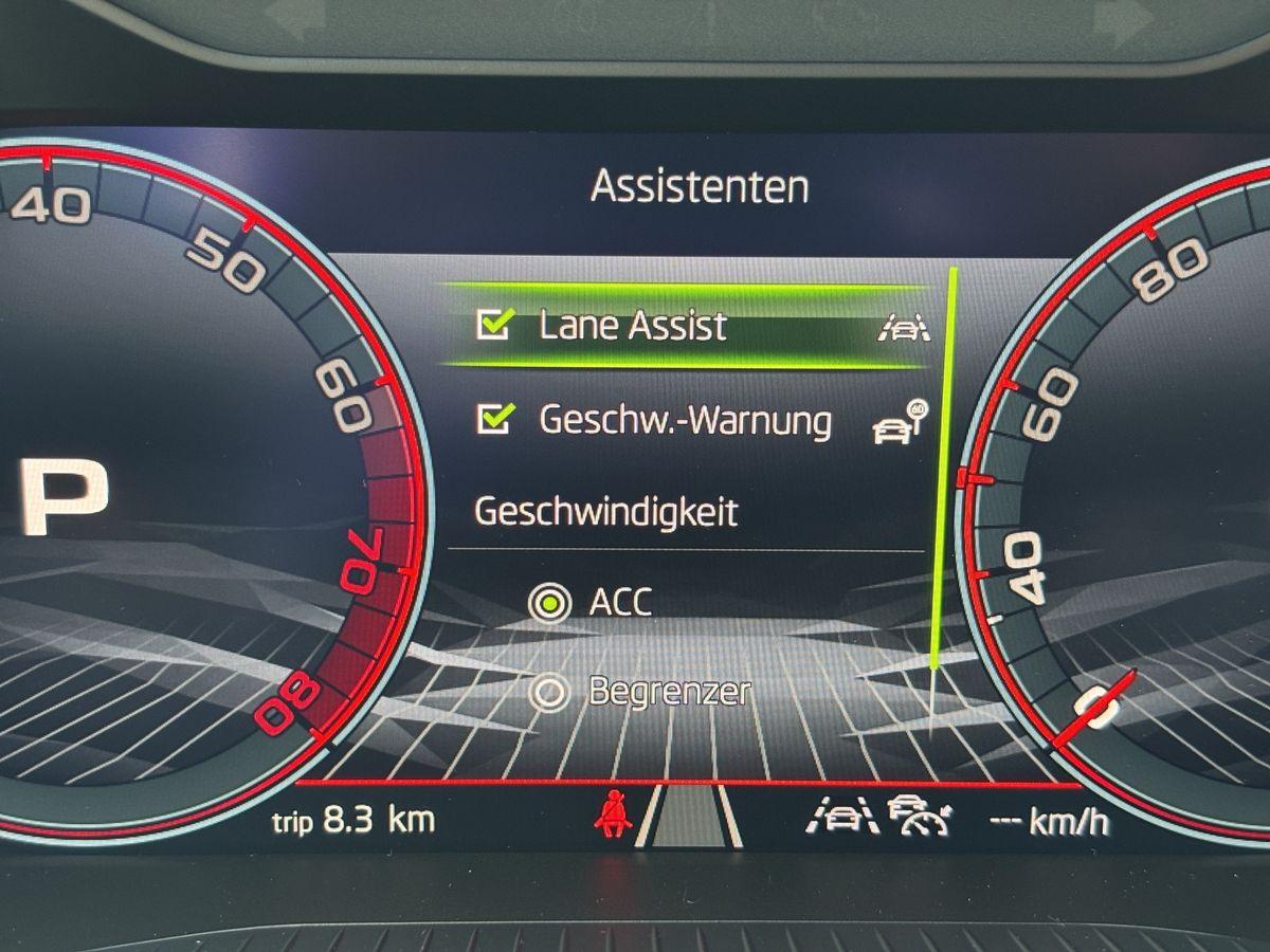 Karoq Sportline 4x4 2.0 TSI DSG ACC AHK RFK PANO