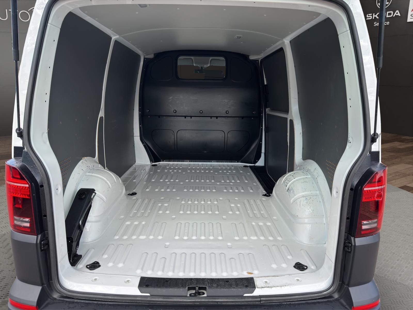 T6.1 Transporter 2.0 TDI EcoProfi FWD  LED SHZ AHK GRA