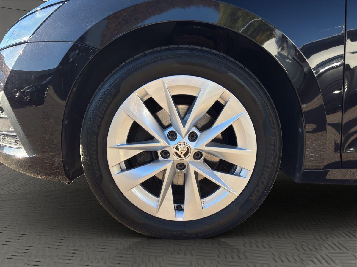 Octavia 2.0 TDI DSG AHK ACC NAVI RFK Stdhz.