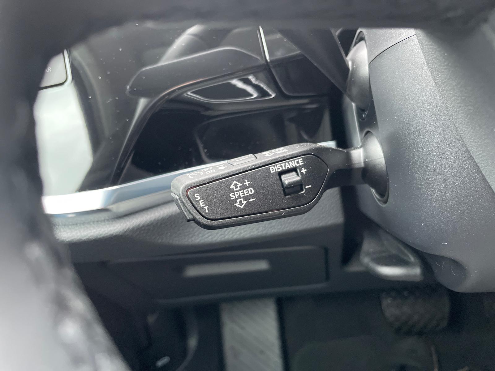Q3 35 TFSI basis 1.5 TSI RFK 18