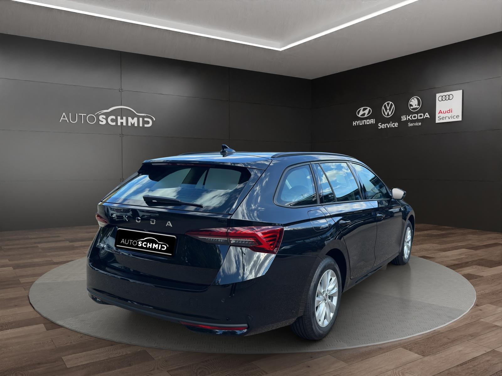 Octavia Selection 2.0 TDI DSG AHK RFK ACC APP LED
