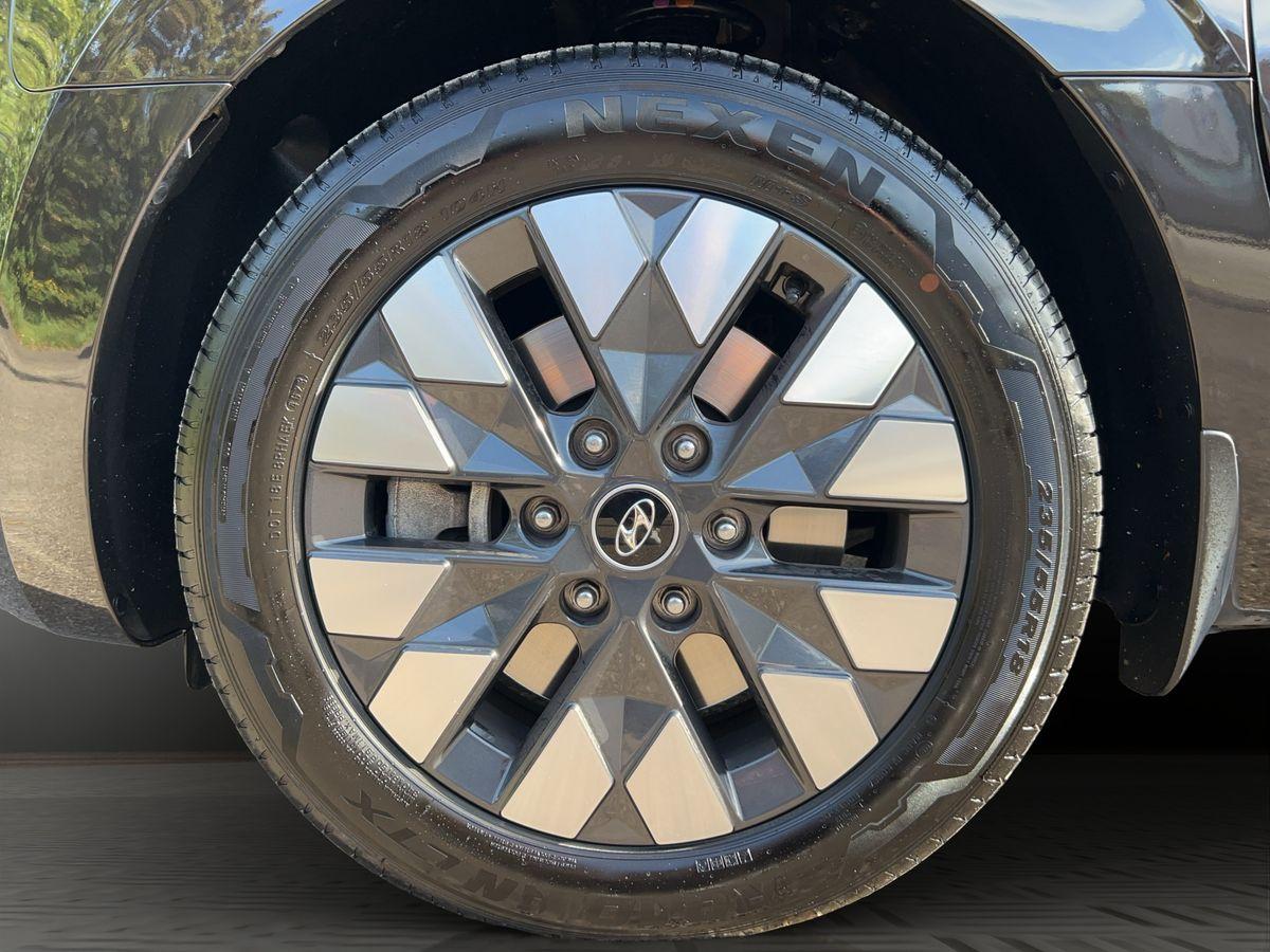 STARIA Signature 2WD 2.2 CRDi KAT 7-Sitzer