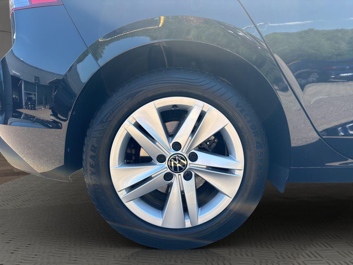 Golf VIII Life 2.0 TDI DSG ACC NAVI PDC APP