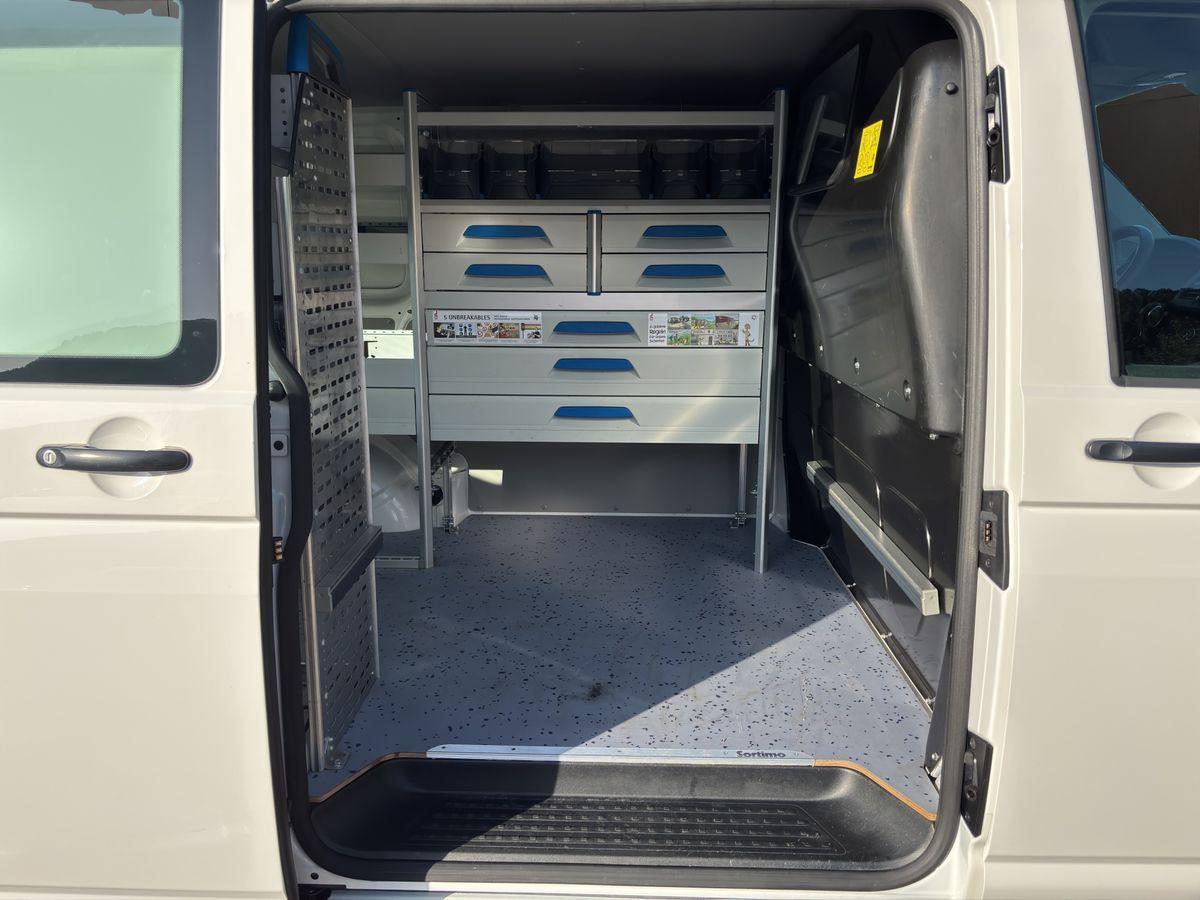 T6 Transporter Kasten 2.0 TDI DSG ACC RFK NAV LED
