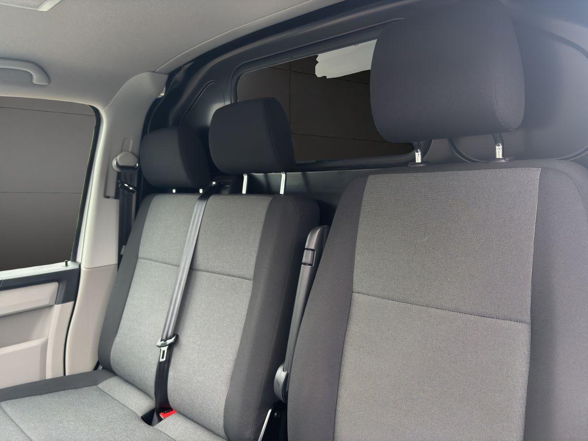 T6 Transporter Kasten 2.0 TDI DSG ACC NAVI RFK LED