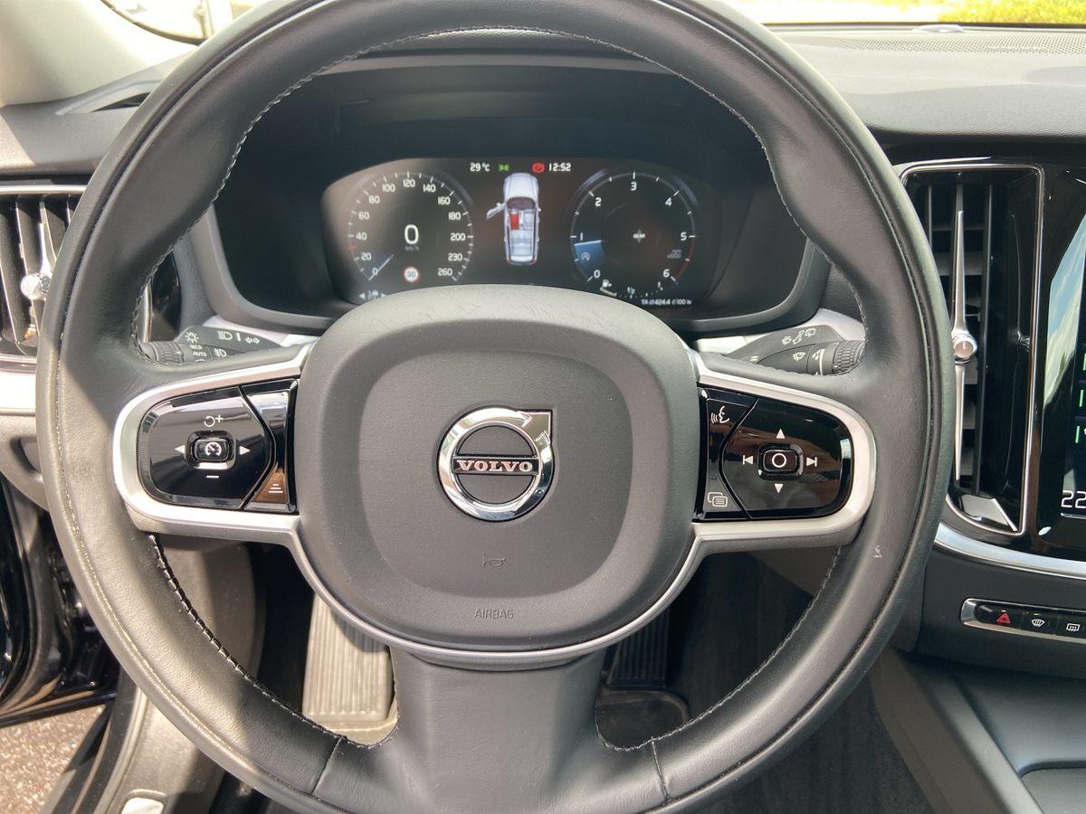 V60 Momentum 2.0 Diesel Navi AHK