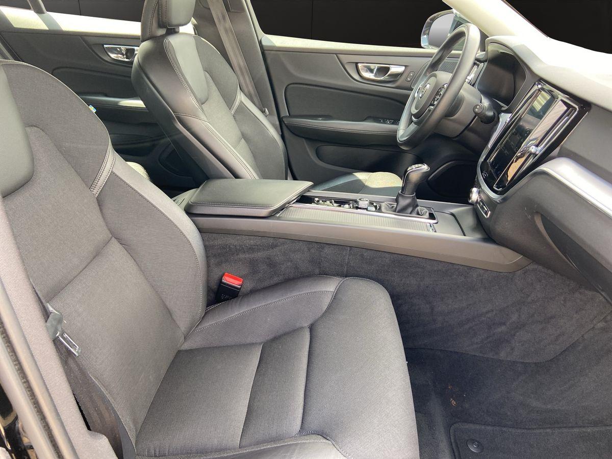 V60 Momentum 2.0 Diesel Navi AHK