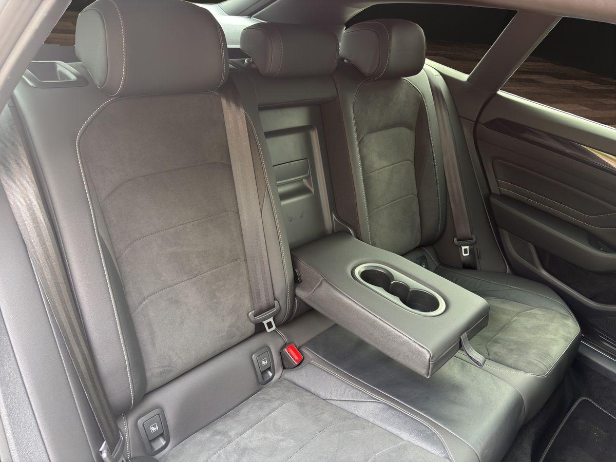 Arteon R-Line 2.0 TDI DSG MATRIX-LED AHK PANO RFK