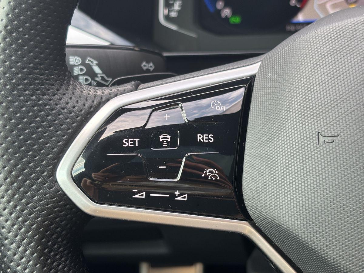 Arteon R-Line 2.0 TDI DSG MATRIX-LED AHK PANO RFK