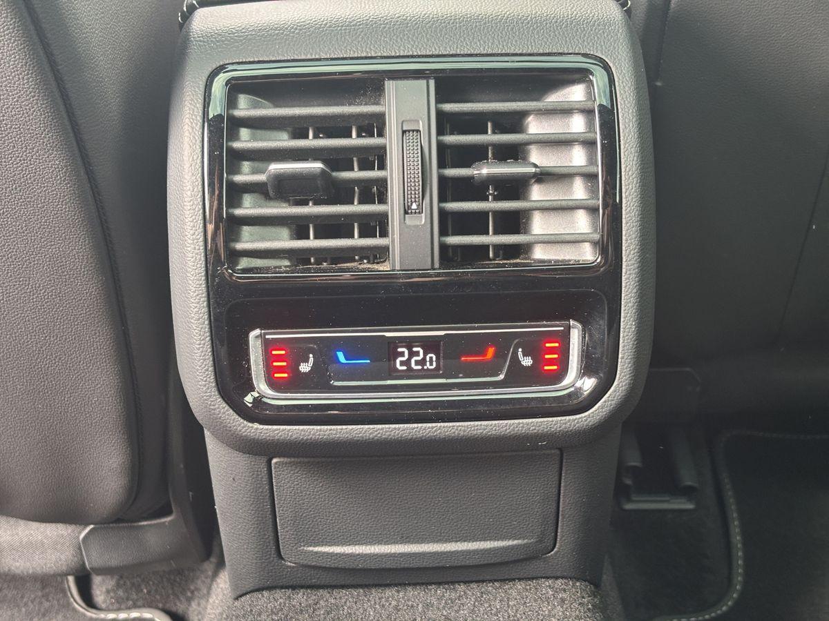 Arteon R-Line 2.0 TDI DSG MATRIX-LED AHK PANO RFK