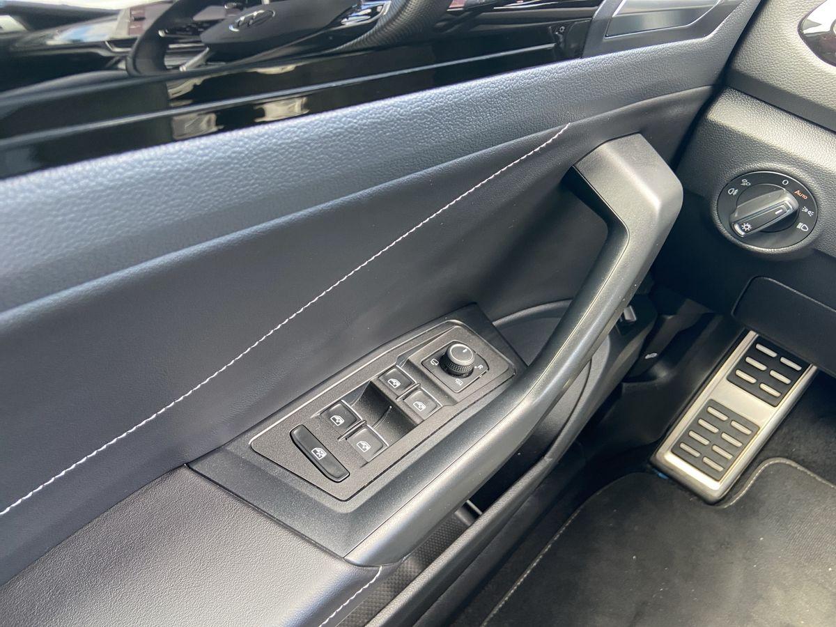 T-Roc R-Line 1.5 TSI DSG Navi Matrix-LED