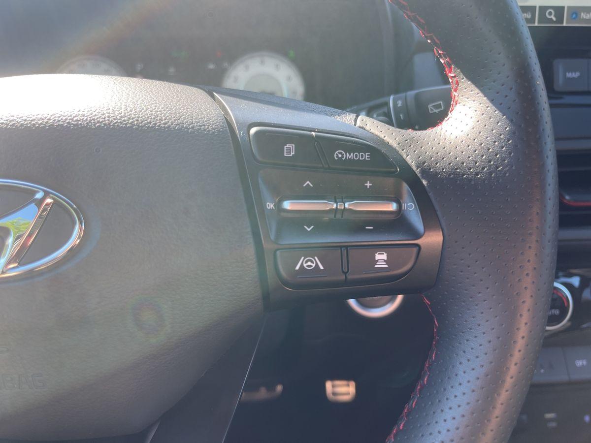 KONA N Line 4WD 1.6 TGDI KAT Android Auto Metall