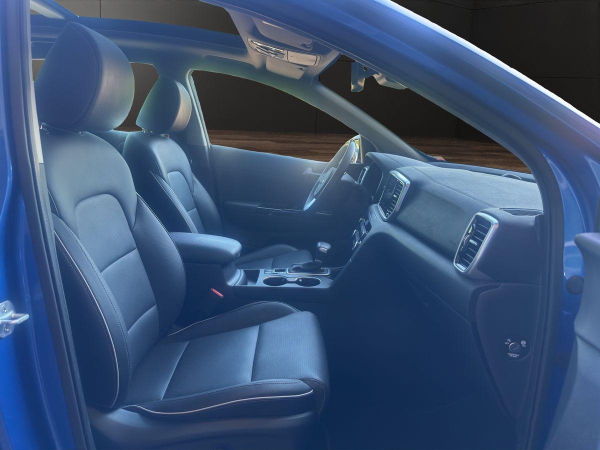 Sportage Platinum Edition 4WD PANO NAVI LED AHK