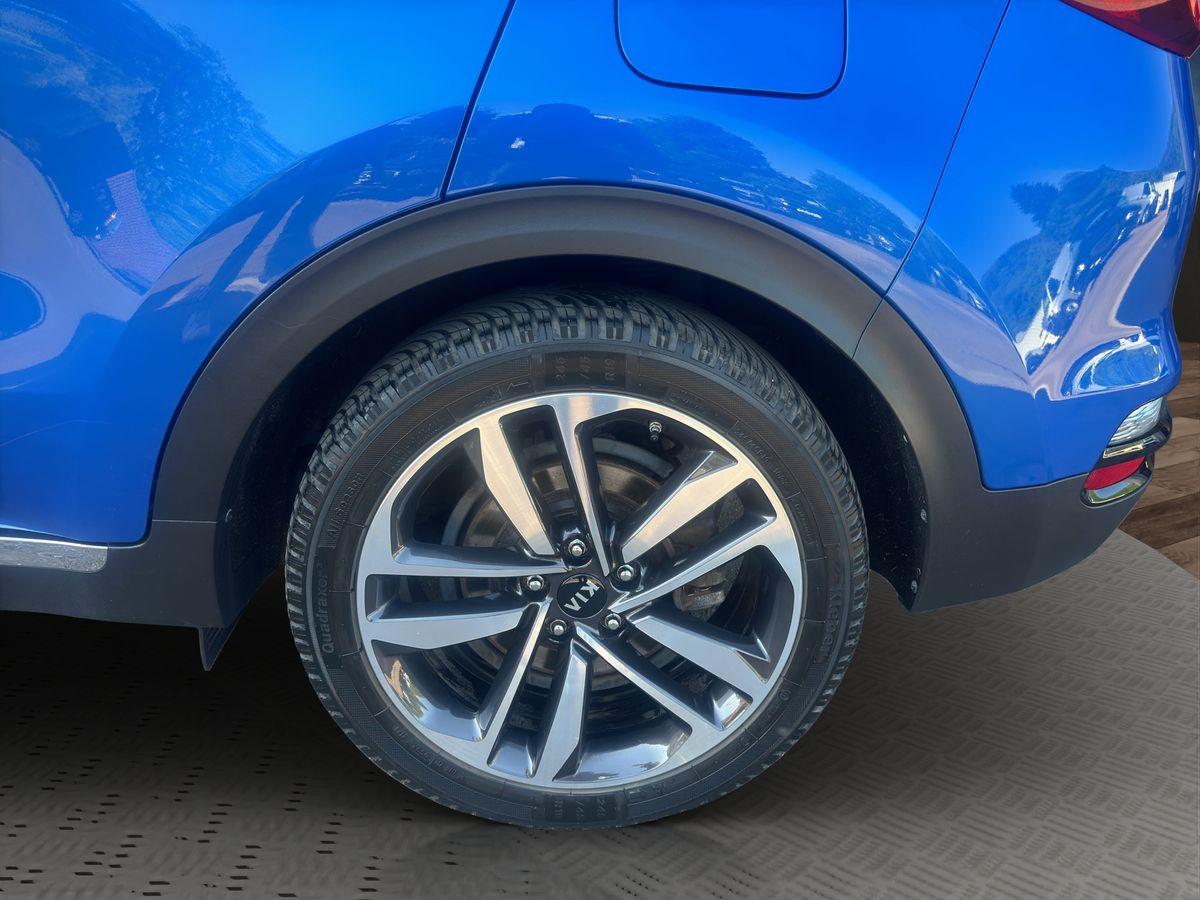 Sportage Platinum Edition 4WD PANO NAVI LED AHK