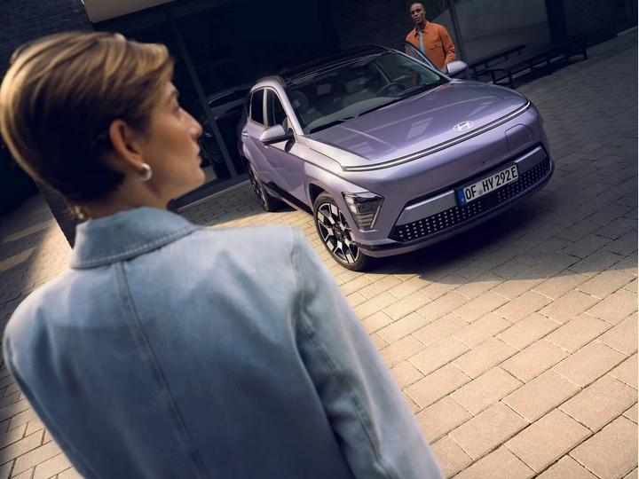 1-Screenshot-2025-06-17-at-17-15-54-Hyundai-KONA-Elektro-Autohaus-Arnhoelter