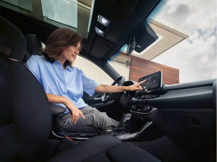 4-Screenshot-2025-06-17-at-15-06-16-Hyundai-i30-Autohaus-Arnhoelter